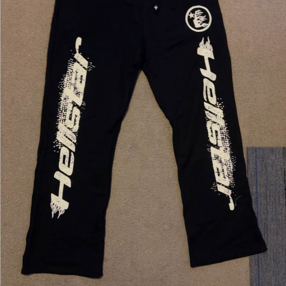 Hellstar Studios Flare Sweatpants Black
